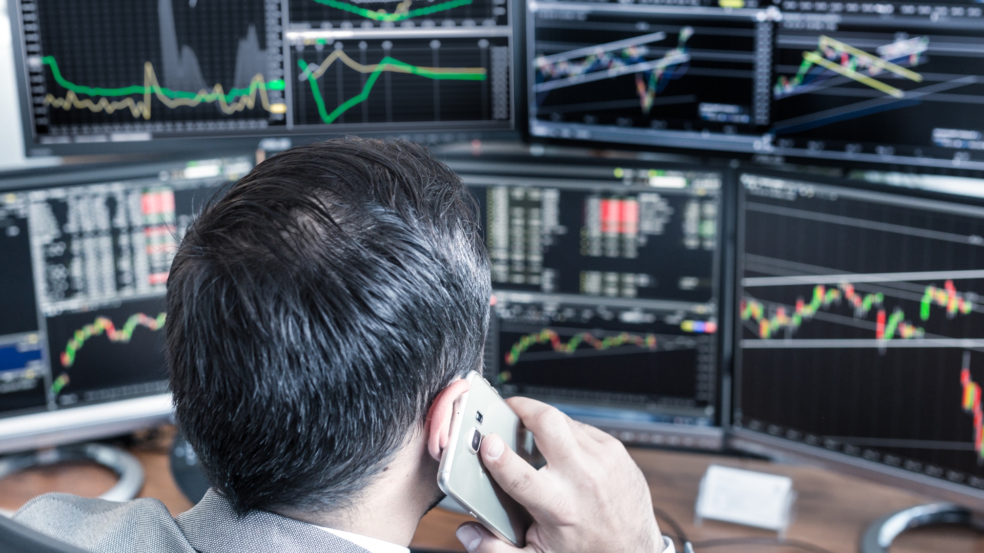 Broker Firms Earn Over Rs 420 Million in Baisakh as Trading Activity Concentrates Among Top Players